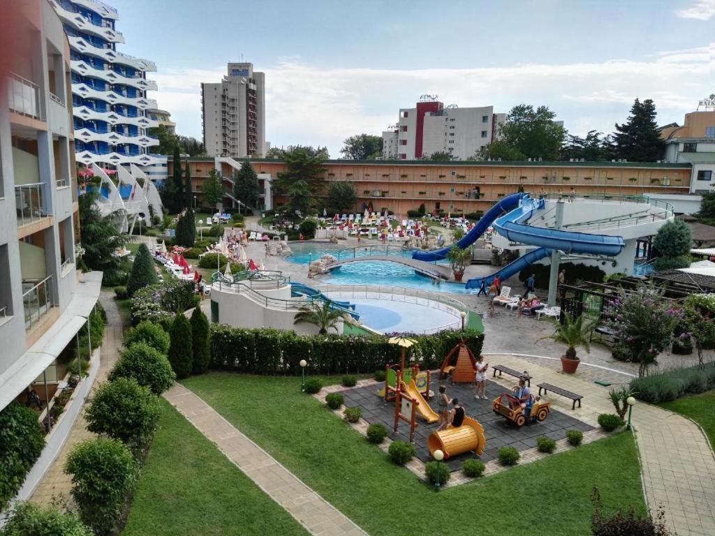 Apartment Konstantin In Trakia Plaza Sunny Beach Esterno foto