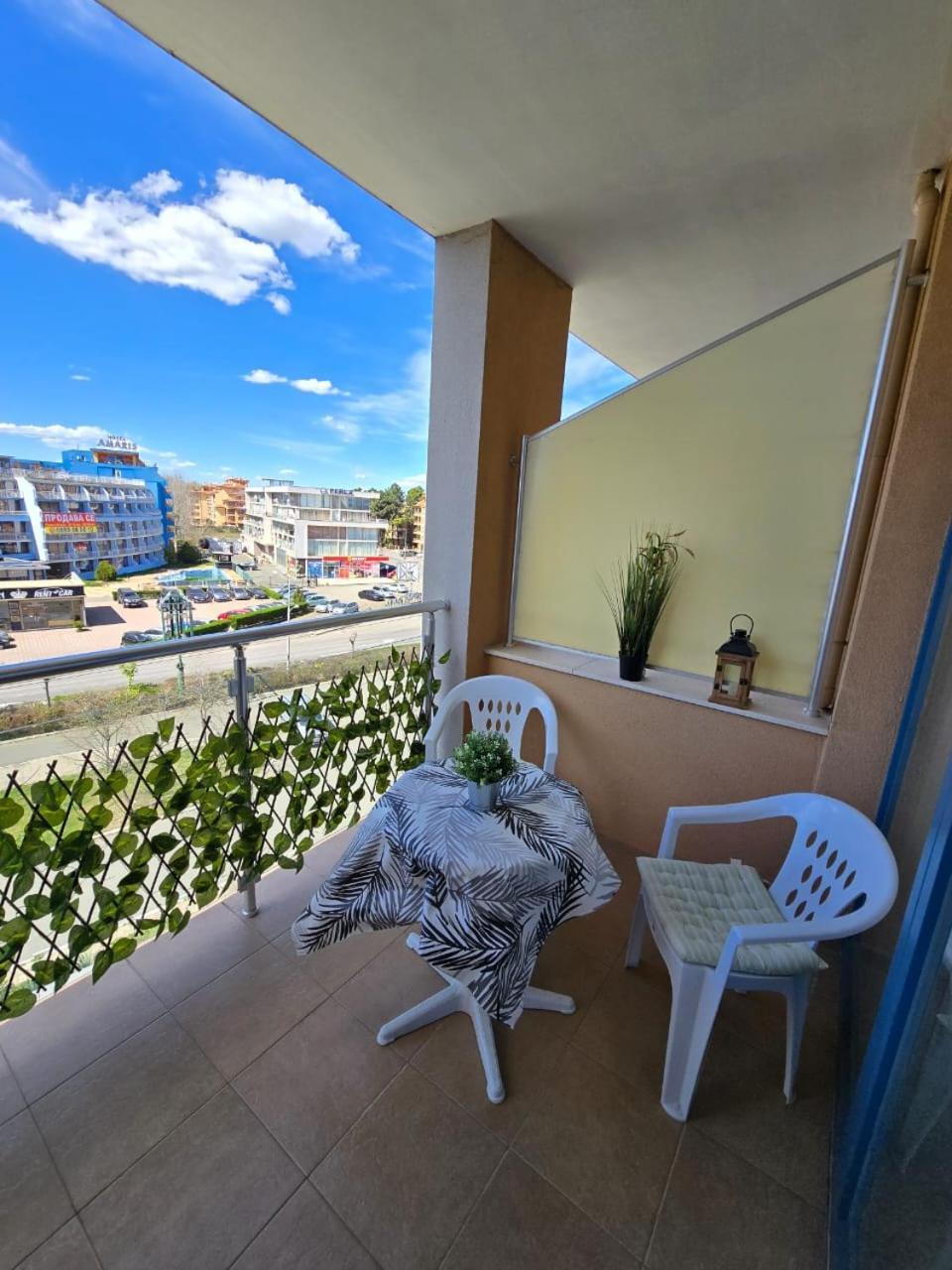 Apartment Konstantin In Trakia Plaza Sunny Beach Esterno foto