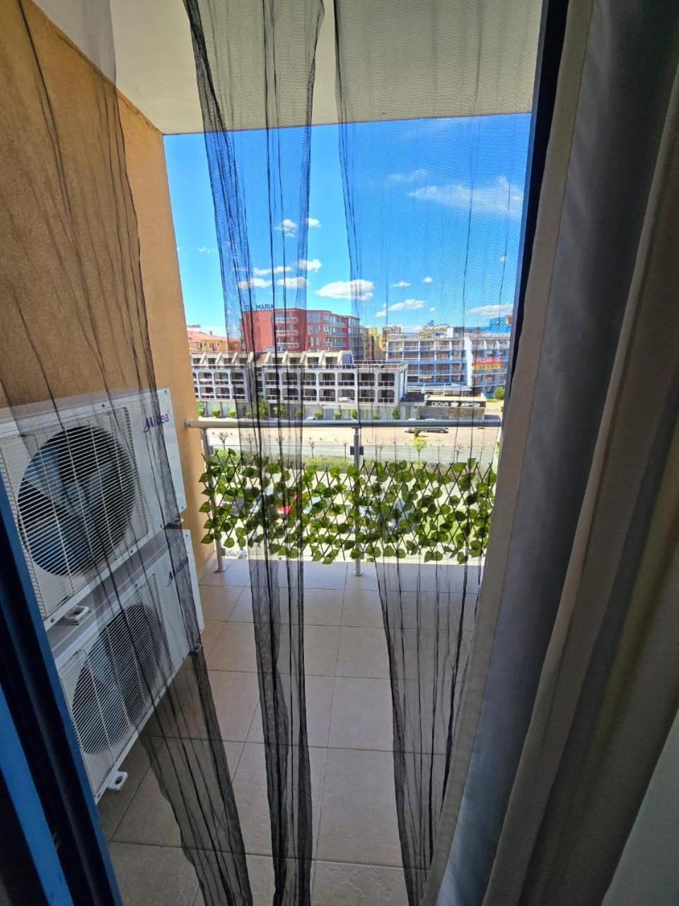 Apartment Konstantin In Trakia Plaza Sunny Beach Esterno foto